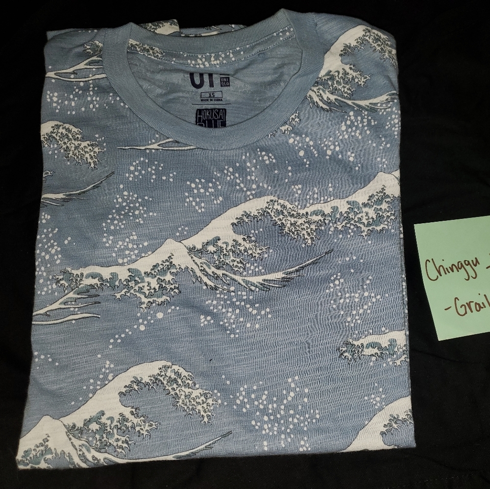 Uniqlo x Hokusai Blue Wave Tee